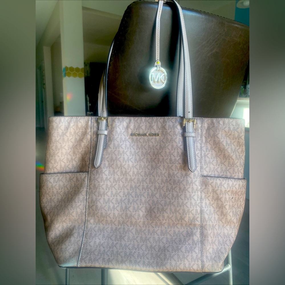 Michael Kors | Charlotte Top Zip Tote Shoulder Bag  Powder Blush| Leather